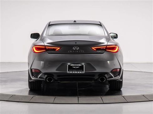 Used 2019 INFINITI Q60 3.0t Luxe w/ Essential Package RWD image 4