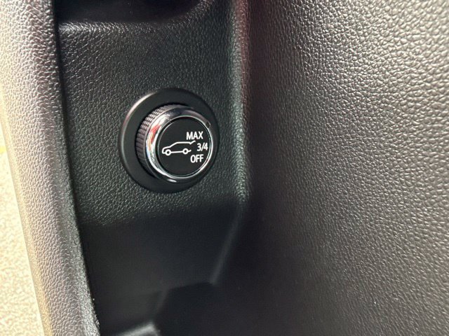 Used 2025 Cadillac XT4 Premium Luxury AWD/4WD image 17