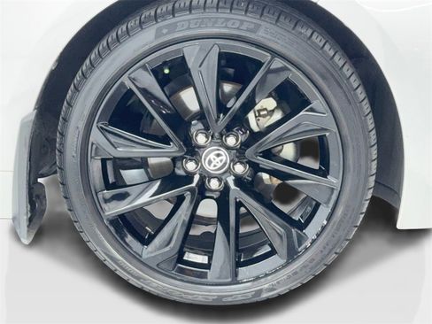 Used 2022 Toyota Corolla SE image 48