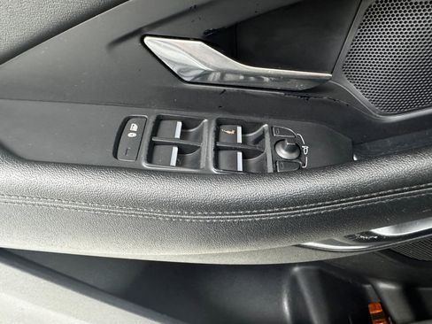 Used 2020 Jaguar E-PACE image 24