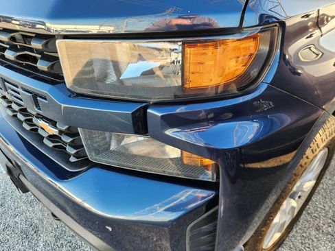 Used 2020 Chevrolet Silverado 1500 Custom w/ Custom Value Package RWD image 6