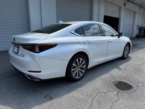 Used 2020 Lexus ES 350 w/ Premium Package FWD image 7