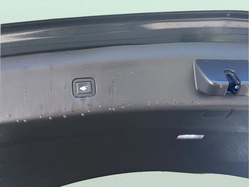 Used 2018 Buick Enclave Premium image 20