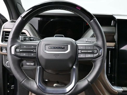 Used 2025 GMC Yukon XL Denali Ultimate w/ LPO, Floor Liner Package image 20