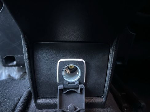 Used 2023 Jeep Compass Latitude image 24