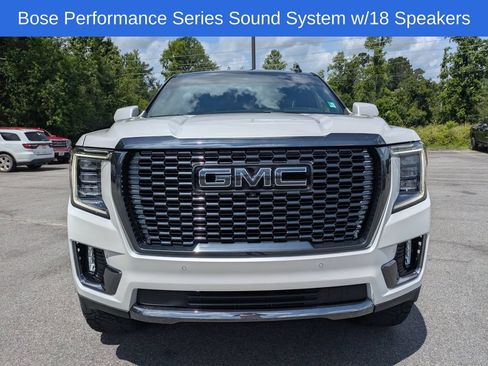 Used 2024 GMC Yukon Denali Ultimate AWD/4WD image 9