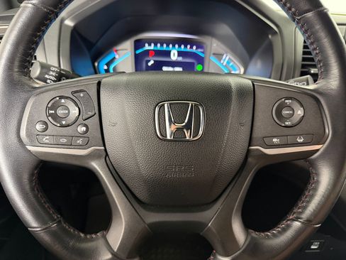 Used 2024 Honda Odyssey Sport image 14