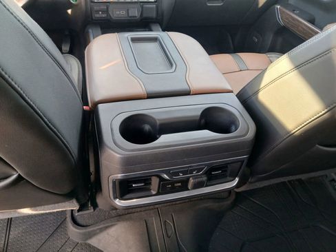 Used 2019 Chevrolet Silverado 1500 High Country w/ Technology Package image 26