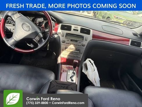 Used 2005 Lexus ES 330 FWD image 12