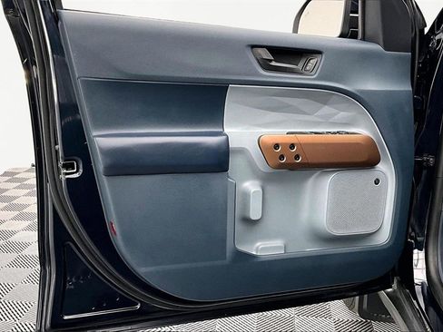 Used 2022 Ford Maverick Lariat w/ Lariat Luxury Package image 24