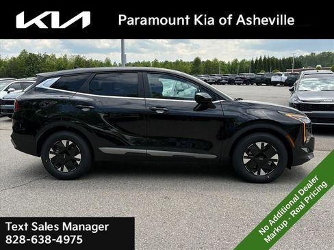 New 2026 Kia Sportage LX FWD image 6