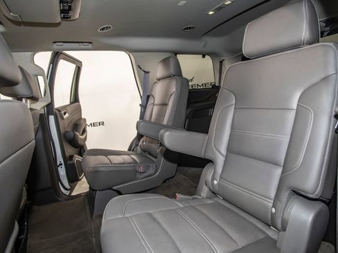 Used 2017 GMC Yukon Denali w/ Open Road Package AWD/4WD image 15