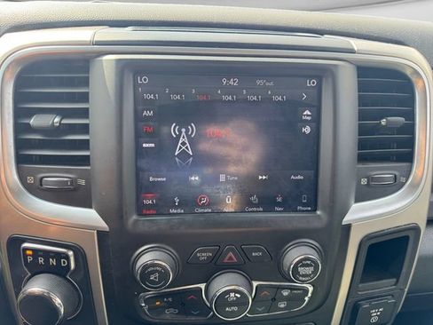 Used 2018 RAM 1500 Big Horn AWD/4WD image 15