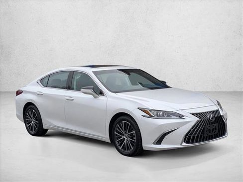 Used 2022 Lexus ES 250 w/ Premium Package image 3