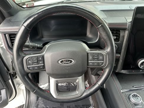 Used 2023 Ford Expedition Limited AWD/4WD image 24