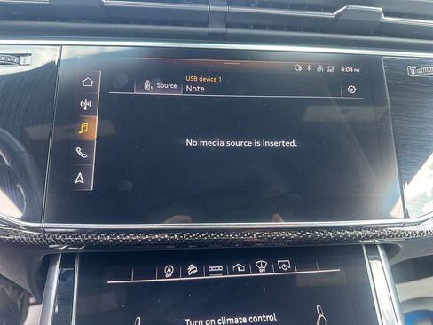 Used 2022 Audi SQ8 Prestige image 20