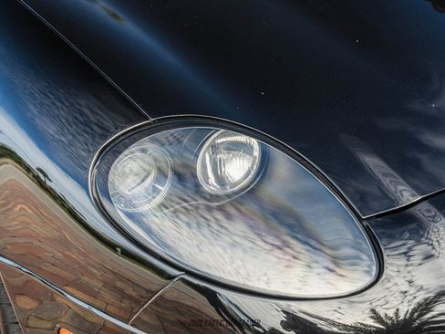 Used 2000 Aston Martin DB7 Vantage RWD image 42