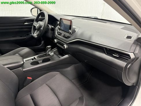 Used 2020 Nissan Altima 2.5 S AWD/4WD image 5