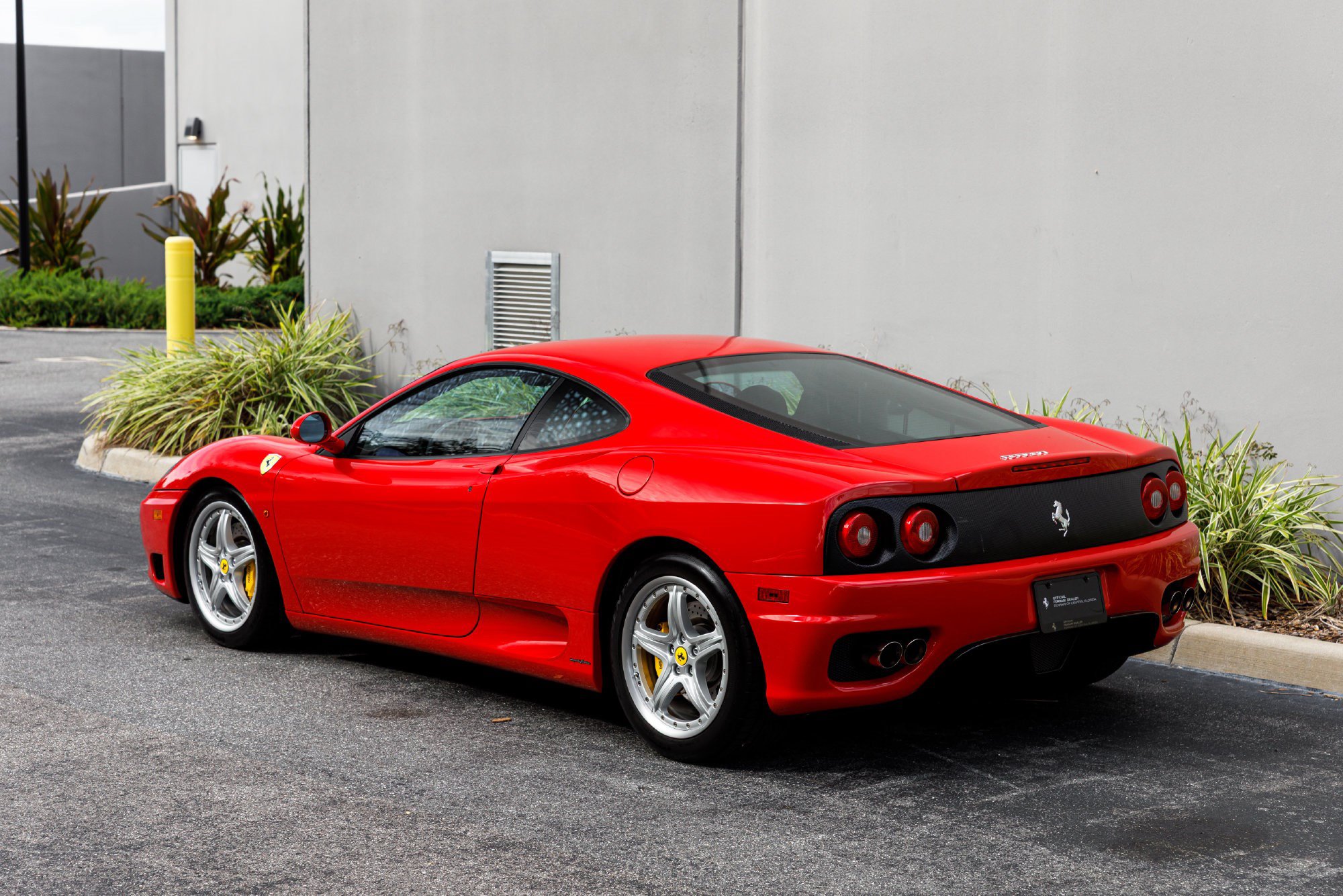 Used 2003 Ferrari 360 Modena RWD image 3