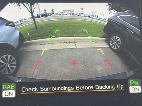 Certified 2025 Subaru Outback Limited AWD/4WD image 28