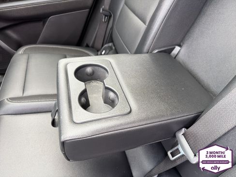 Used 2024 Chevrolet Blazer EV LT AWD/4WD image 14