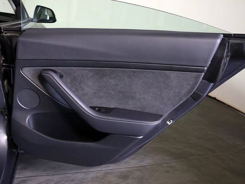 Used 2023 Tesla Model 3 Standard Range RWD image 29
