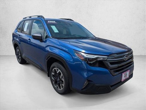 Used 2026 Subaru Forester Premium AWD/4WD image 3