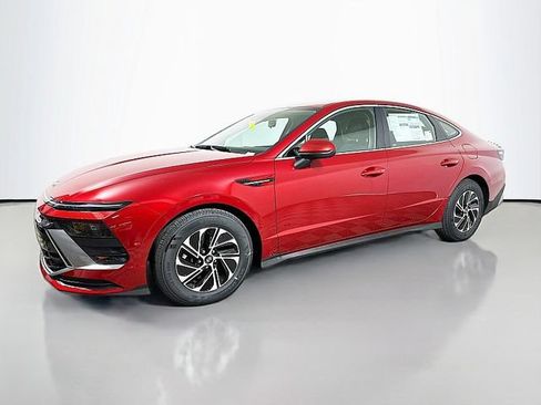 Used 2026 Hyundai Sonata Blue FWD image 3