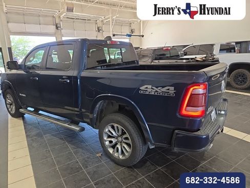Used 2020 RAM 1500 Laramie w/ Sport Appearance Package AWD/4WD image 7