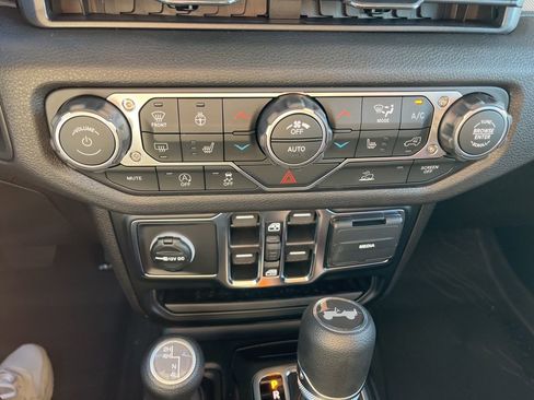 New 2026 Jeep Wrangler Sport S image 20