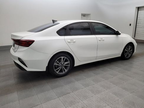 Used 2023 Kia Forte LXS FWD image 10