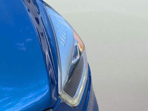 Used 2017 Ford Escape Titanium AWD/4WD image 25