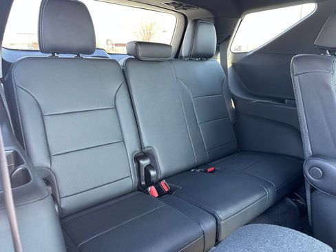 New 2026 Chevrolet Traverse LT w/ Sun and Wheel Package image 18