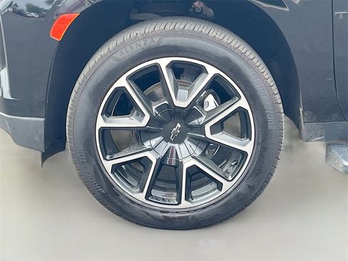 Used 2022 Chevrolet Tahoe RST image 34
