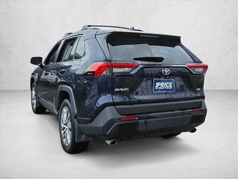 Used 2024 Toyota RAV4 XLE Premium image 7