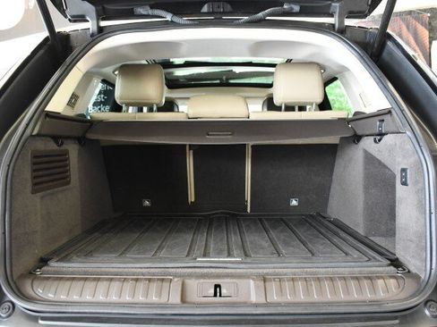 Used 2019 Land Rover Range Rover Sport HSE AWD/4WD image 16