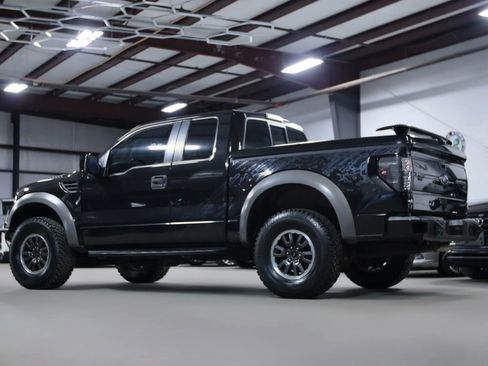 Used 2010 Ford F150 Raptor image 21