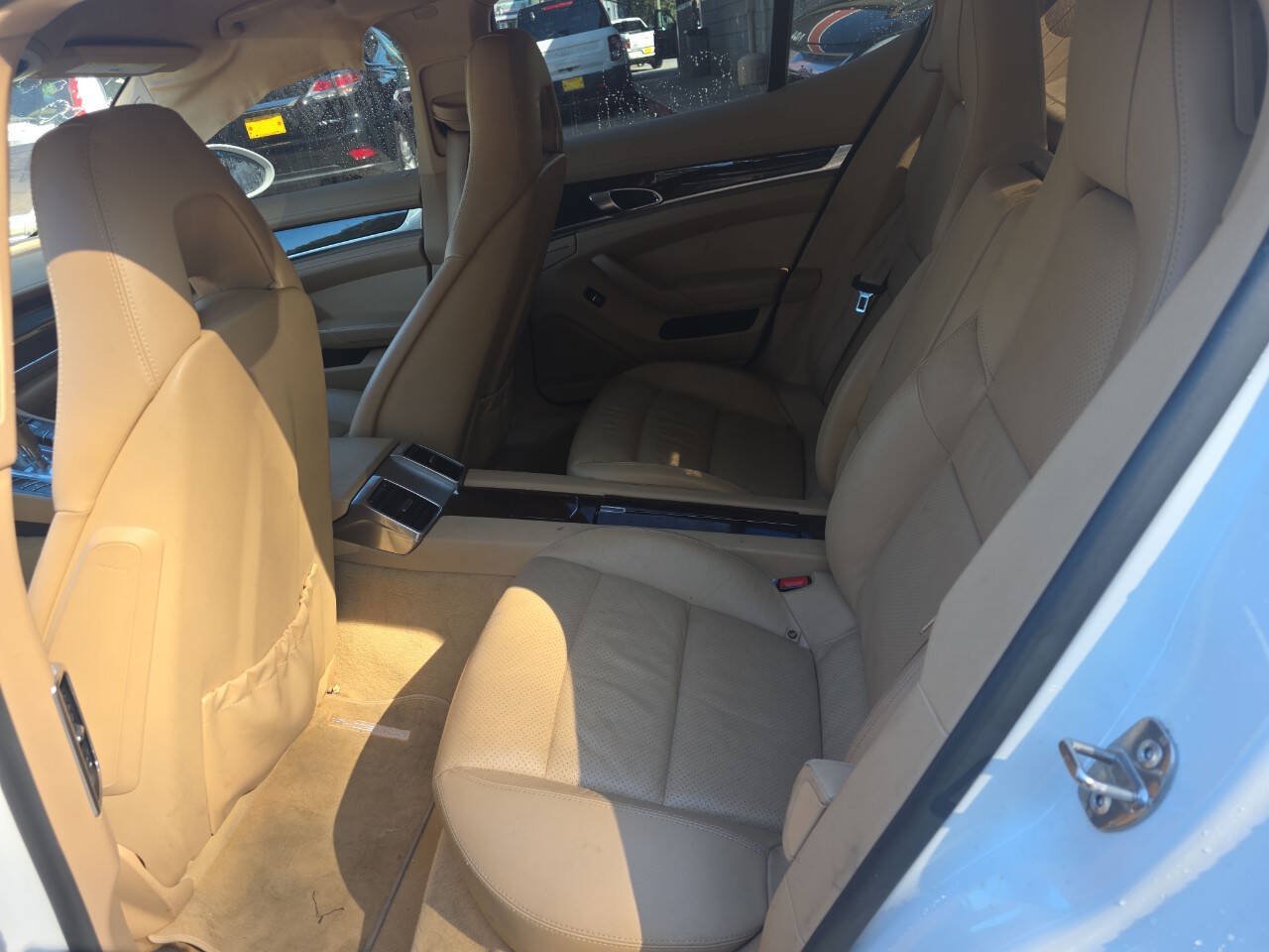 Used 2011 Porsche Panamera RWD image 11