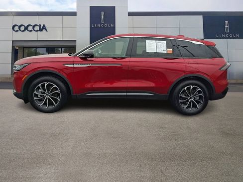 Certified 2024 Lincoln Nautilus Premier w/ Equipment Group 102A image 7