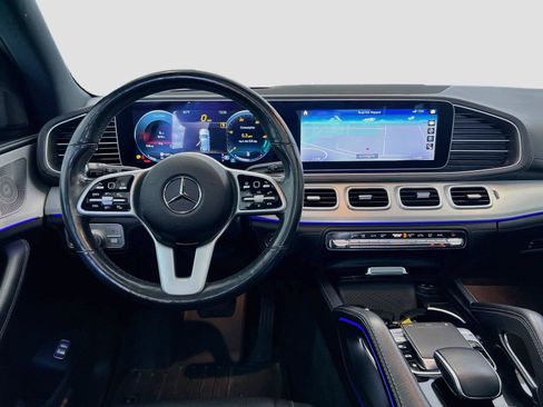 Used 2020 Mercedes-Benz GLE 350 4MATIC image 2