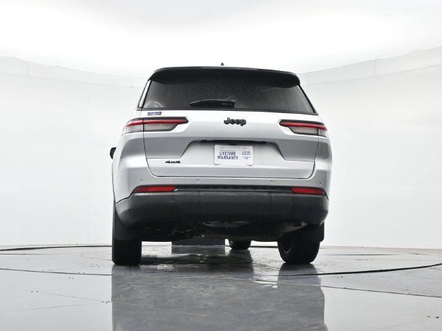 Used 2023 Jeep Grand Cherokee L Altitude AWD/4WD image 41