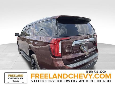 Used 2022 GMC Yukon XL SLE RWD image 4