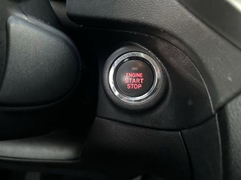 Used 2022 Subaru Ascent Premium w/ Convenience Package image 12