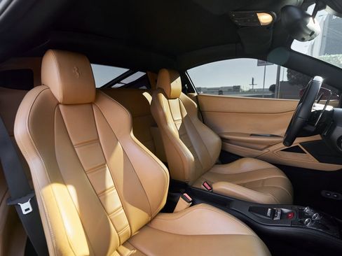 Used 2013 Ferrari 458 Italia Coupe image 43