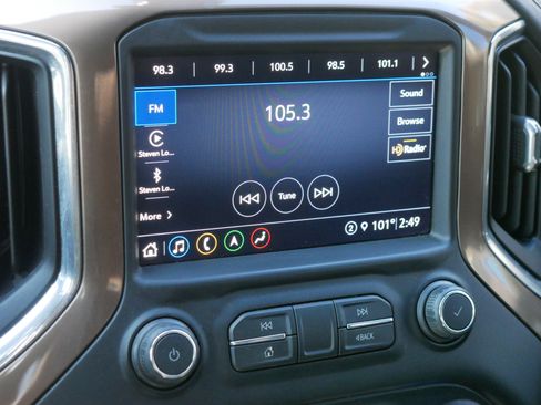 Used 2021 Chevrolet Silverado 1500 High Country w/ Technology Package image 11