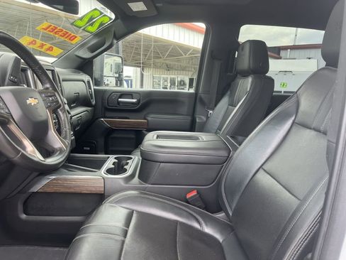 Used 2022 Chevrolet Silverado 3500 High Country w/ Safety Package II AWD/4WD image 23