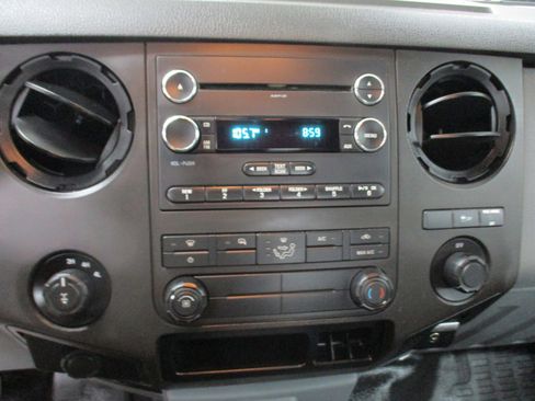 Used 2016 Ford F350 XL image 24