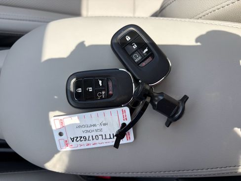 Certified 2026 Honda HR-V EX-L image 32