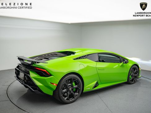 Used 2023 Lamborghini Huracan Tecnica image 19