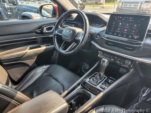 Certified 2022 Jeep Compass Limited AWD/4WD image 29
